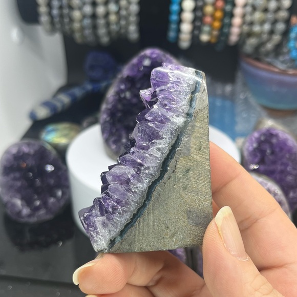 Amethyst Cluster - Picture 4 of 8